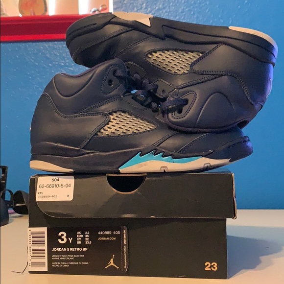 Jordan 5 retro size 3y - Picture 2 of 4